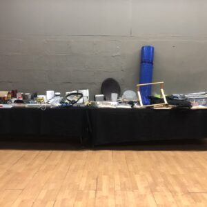 Mixed lot of approx. 40–60 assorted household & kitchen items