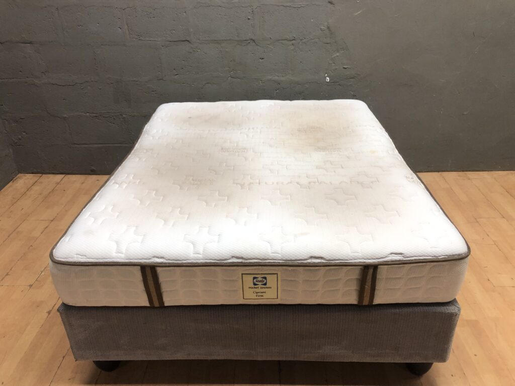 Sealy Cipriani Firm Mattress on Grey Fabric Base (190 x 153 x 53 cm)