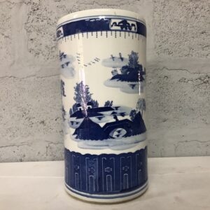 Blue & White Cylindrical Ceramic/Porcelain Decorative Pot, 23x23x42 cm