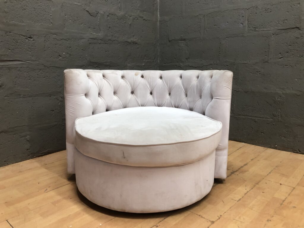 Round Tufted Single-Seat Upholstered Tub Chair — Pale Blush, Removable Cushion
