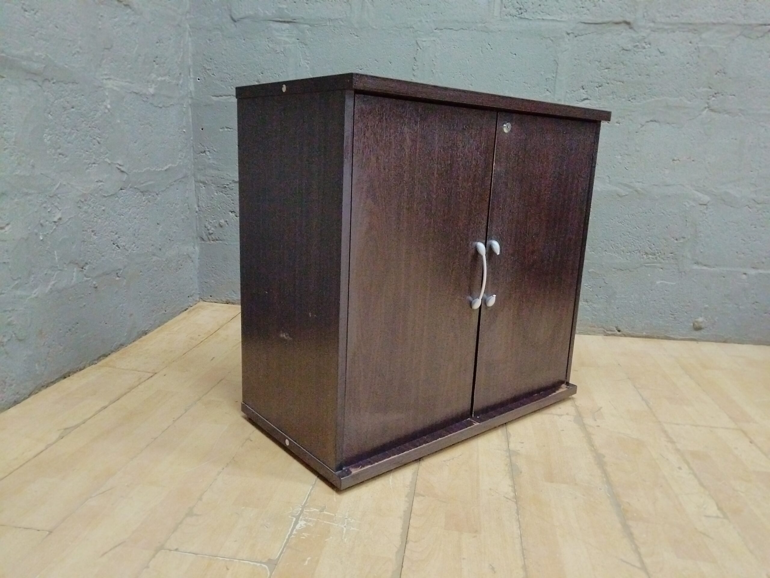 Small Two-Door Dark-Brown Cabinet with Internal Shelf — 80 x 41 x 75 cm
