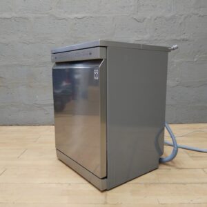 LG freestanding dishwasher DFB425FP — stainless-look, racks & cutlery basket, control panel lig