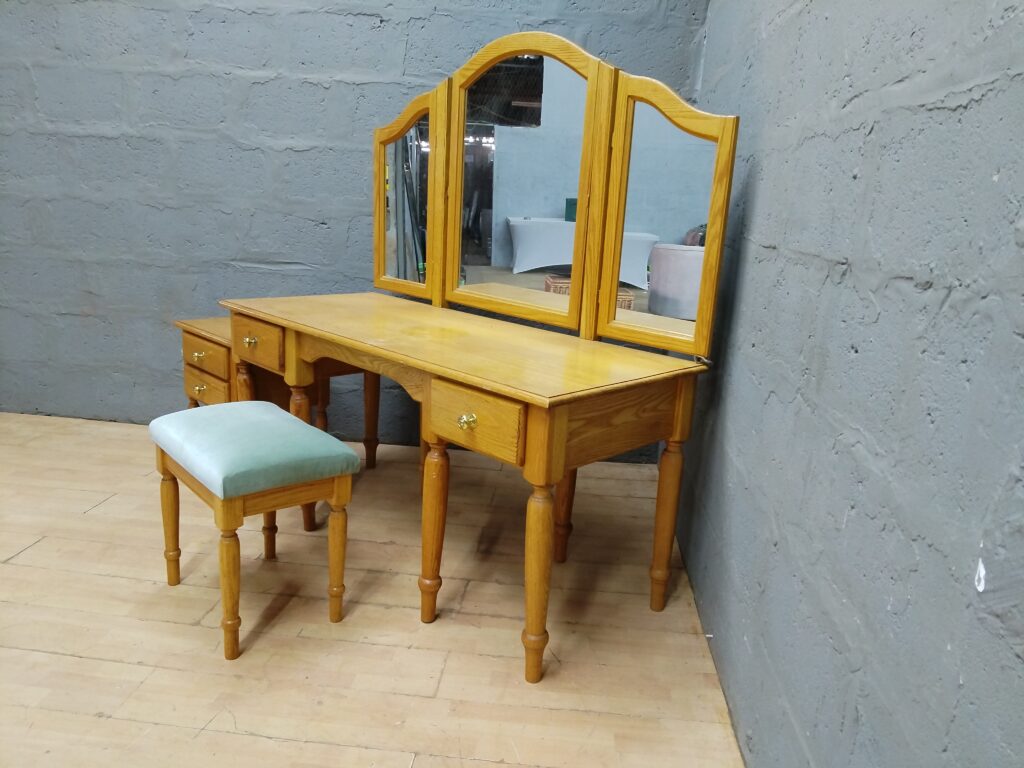 Light wood-finish dressing table set with tri-fold mirror, side table & stool