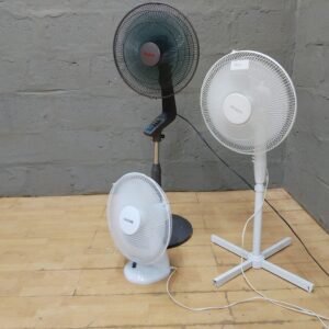 Lot of 3 Pedestal & Desk Fans (Tefal, Goldair, Logik) – Mixed Materials