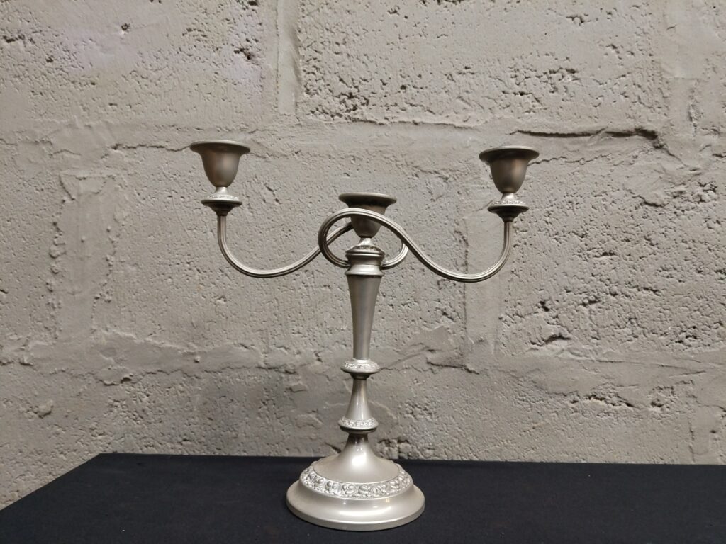 Decorative Three-Arm Metal-Look Candelabra, 33 x 32 cm