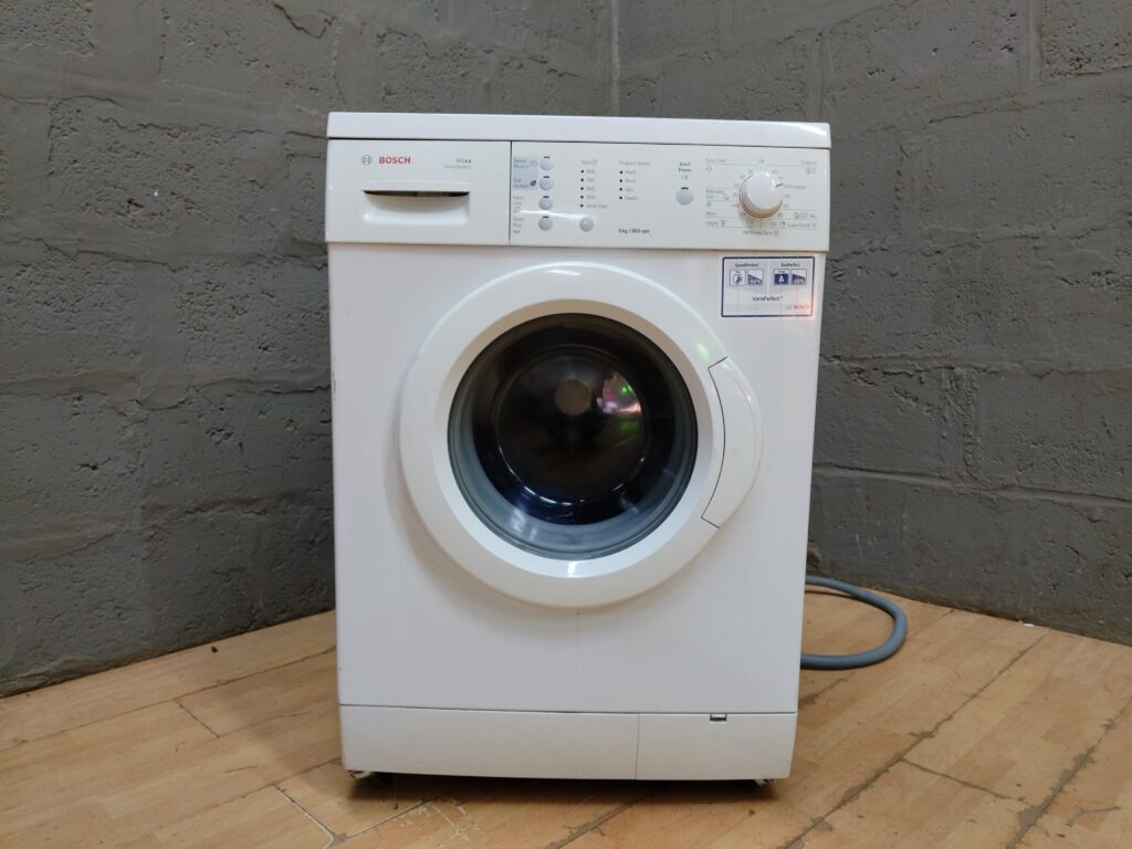 Bosch front-loading washing machine WAE16166ZA/04 — 60x53x88cm, white
