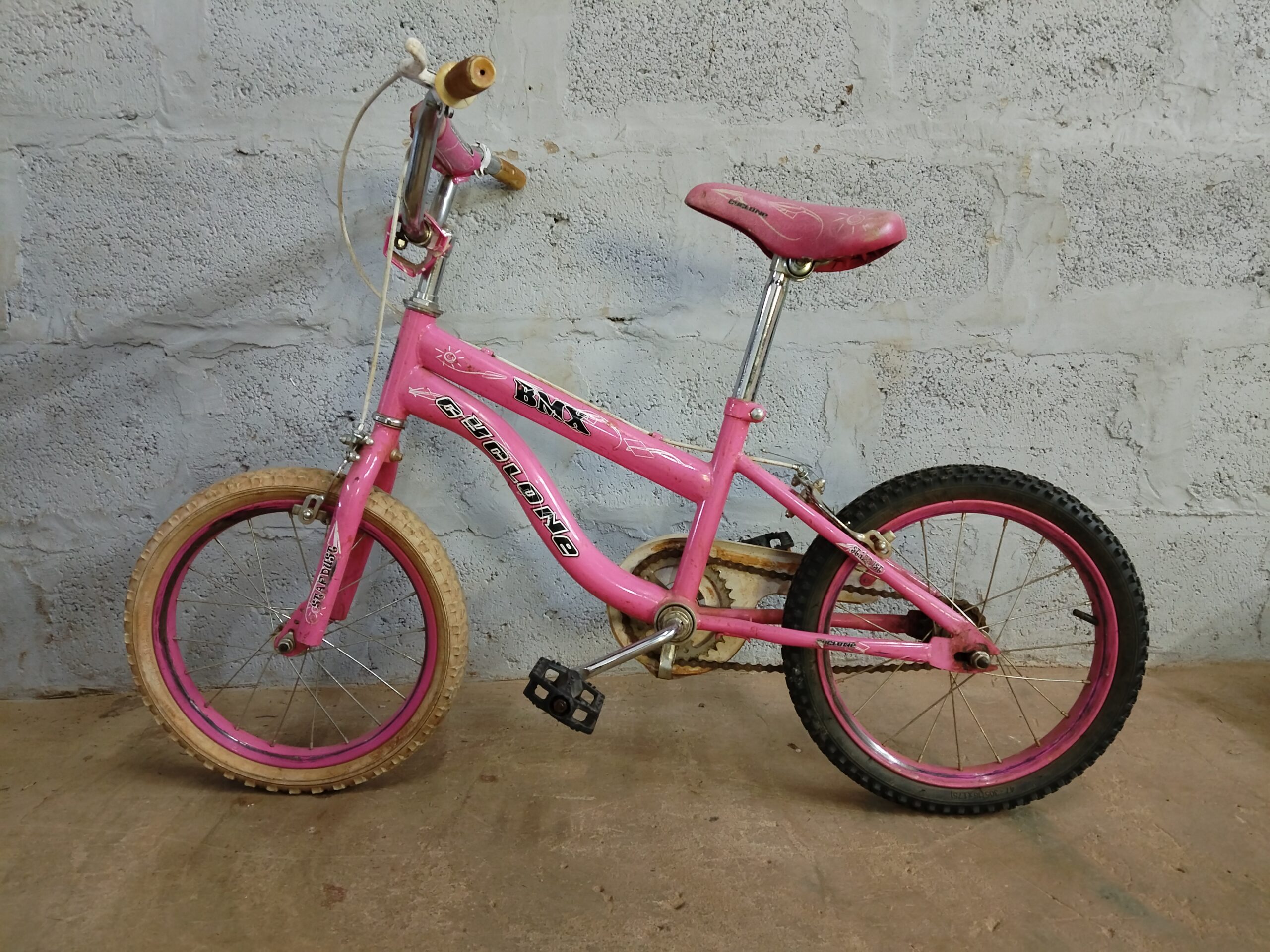 Pink Children’s BMX-Style Bicycle, 112 x 76 cm () — 1pc