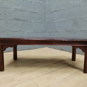 Dark brown low coffee table, 100 x 55 x 41 cm — single item