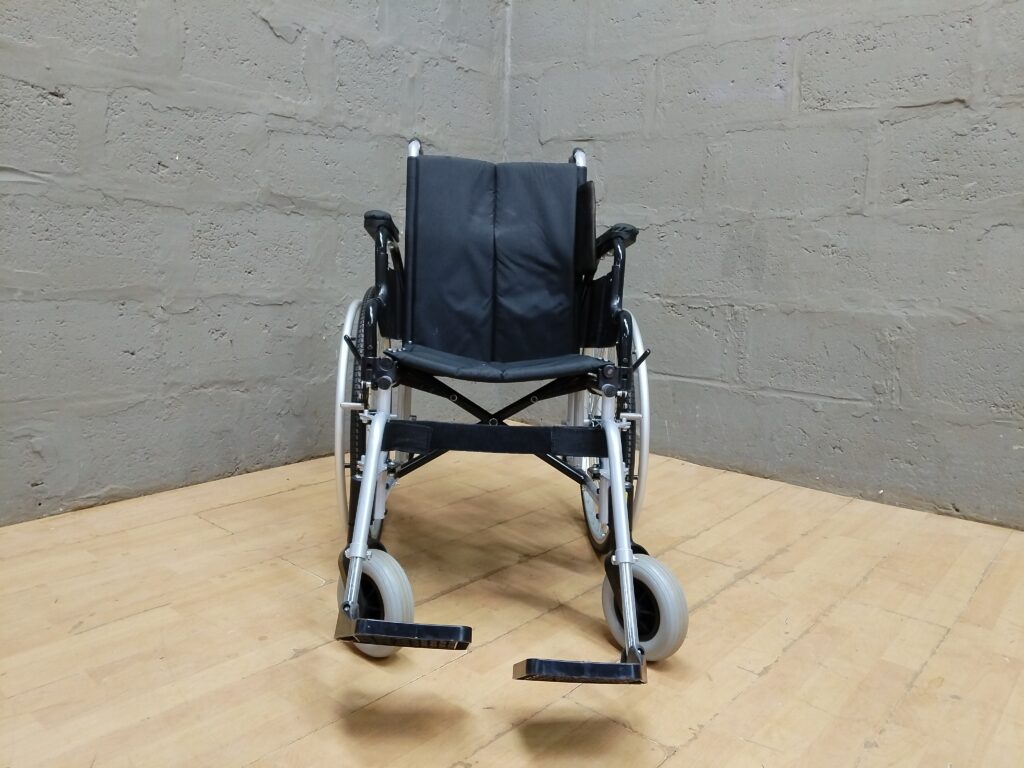 Manual Wheelchair with Removable Footrests, Large Rear Wheels — Black/Silver