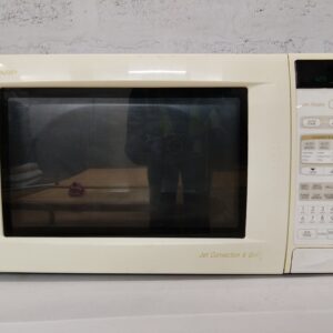 Sharp Countertop Microwave Oven, Powers On (Display Lights) — Off-White, 63×45×37 cm