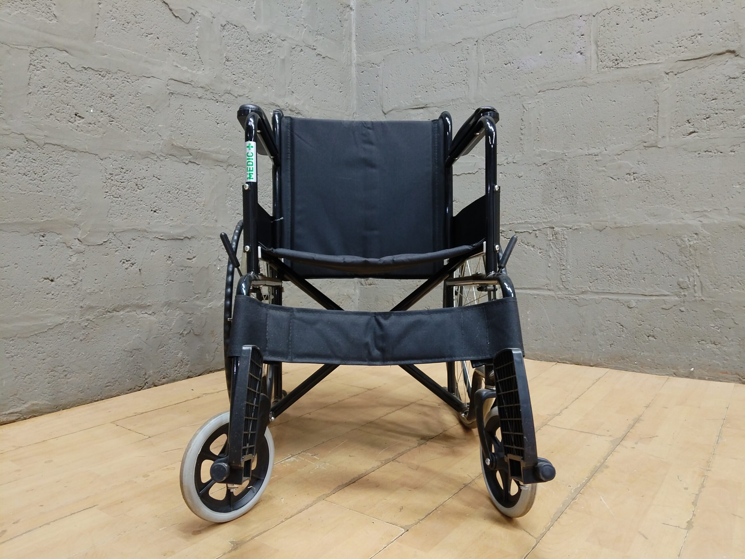 MEDIC+ Manual Wheelchair with Large Rear Wheels, Armrests & Footrests