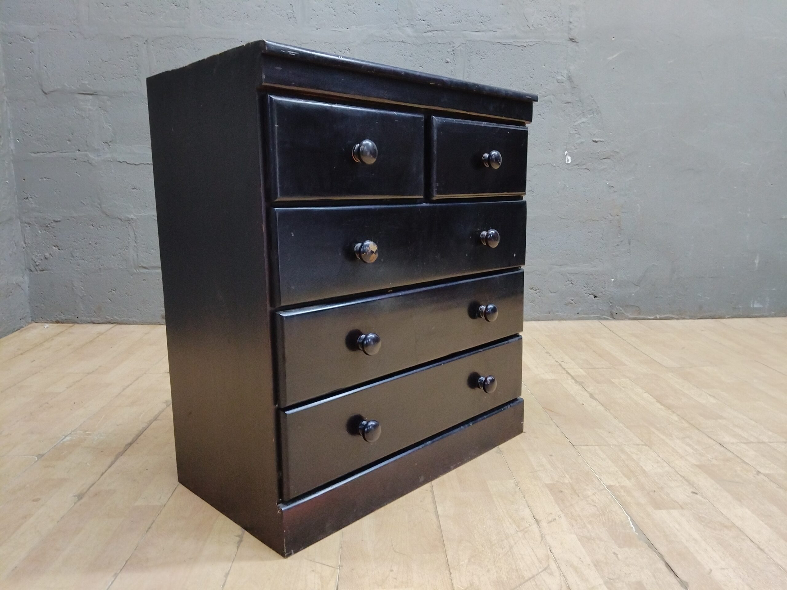Black Five-Drawer Chest of Drawers, Dimensions L80 x W45 x H90cm
