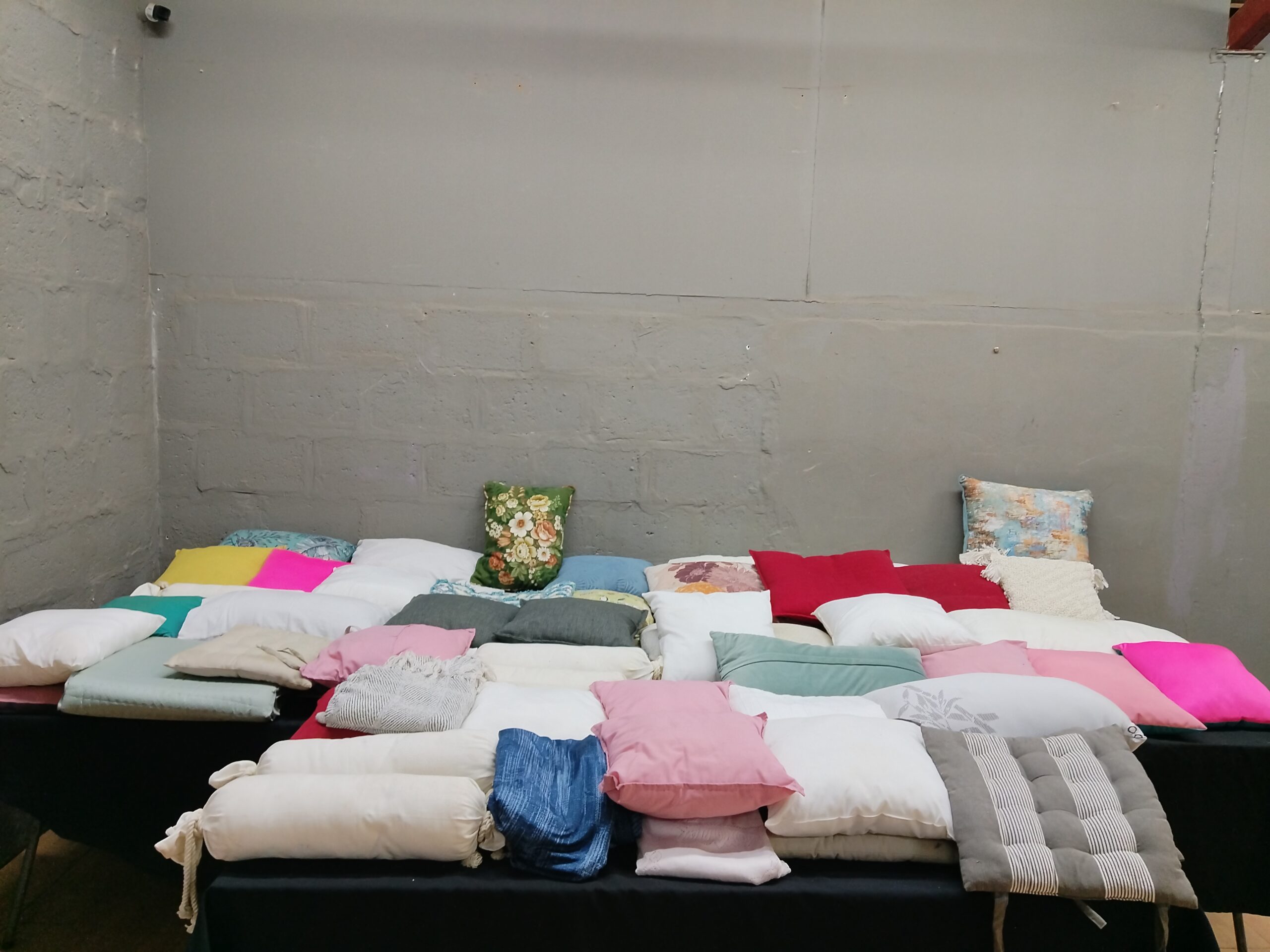 Mixed Lot of Assorted Cushions & Bolsters (Approx. 20) – Various Colours
