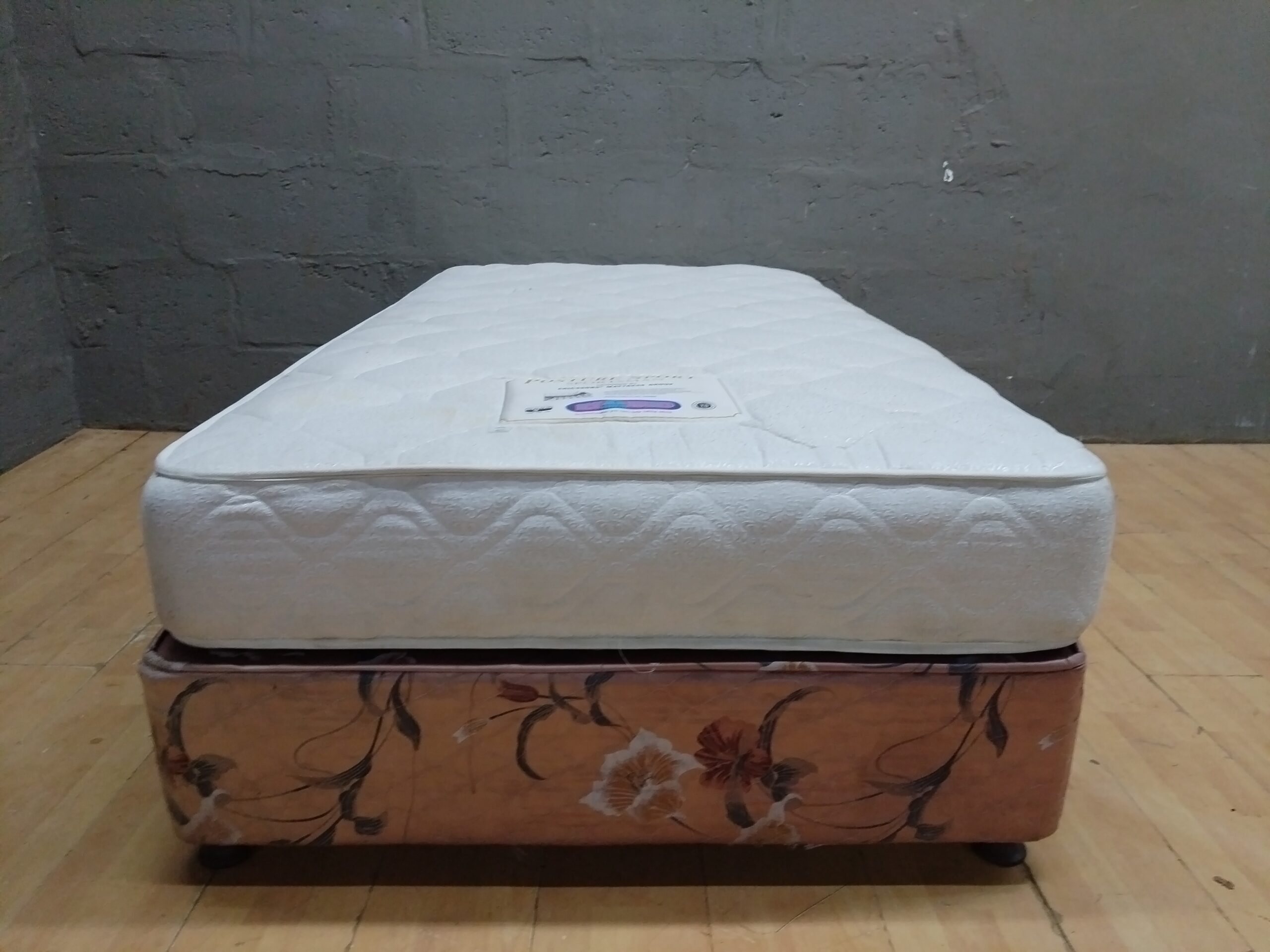Posture Sport SPORTS MAN mattress with divan/base ( 104×186×51 cm)