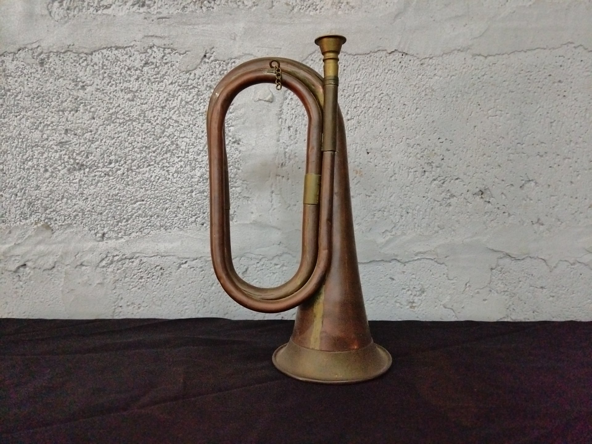 Vintage Brass Bugle – Classic Patina, 27×12 cm