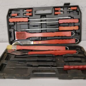 15-Piece Barbecue Tool Set in Hard Plastic Carry Case – Used
