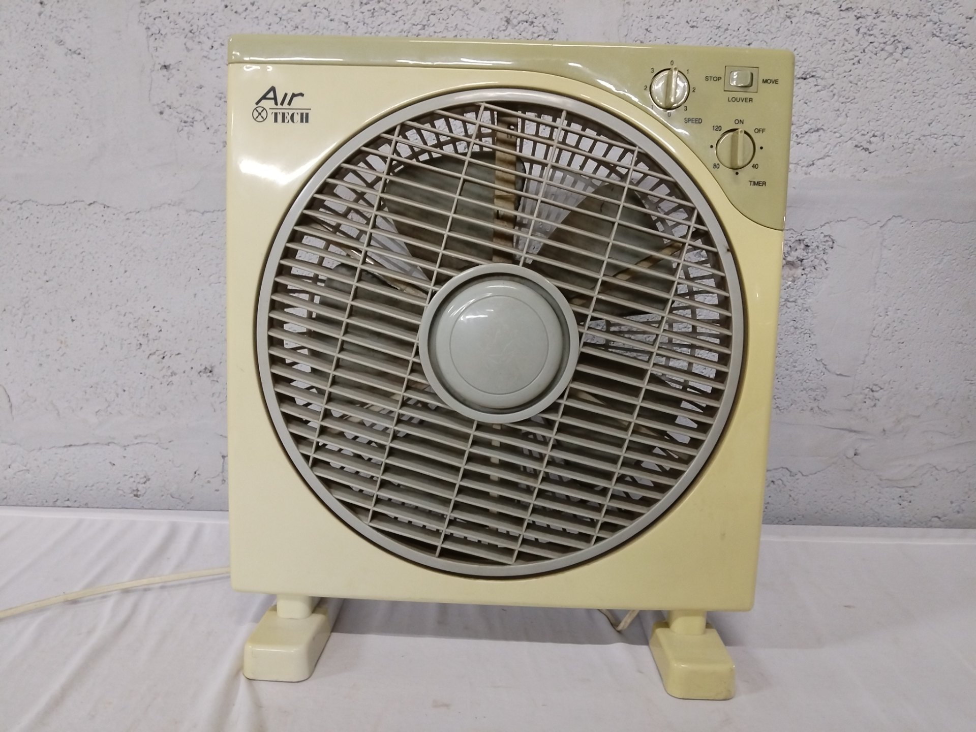 Air Tech 30cm Box Fan (Model KYT-30B1) – Not Working, For Spares or Repair