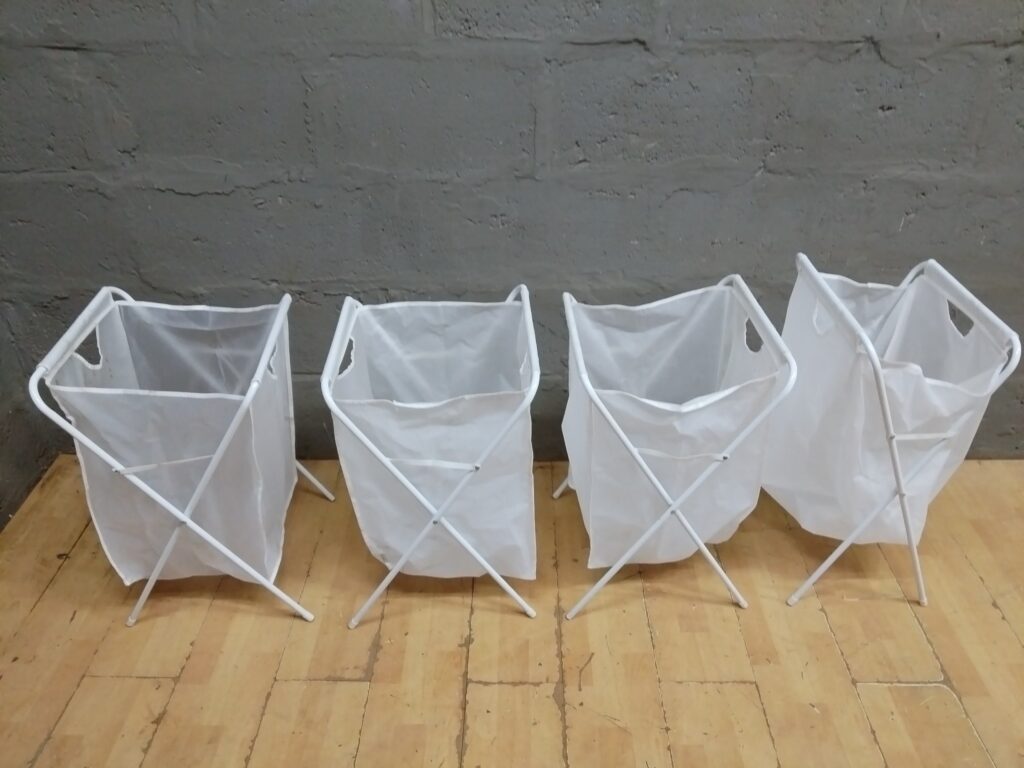 Set of 4 White Fabric Laundry Hampers with Metal Folding Frames (40 x 40 x 53 cm)