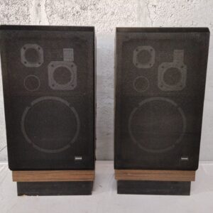 Pair of Pioneer floor‑standing speakers (badge visible) — used, untested