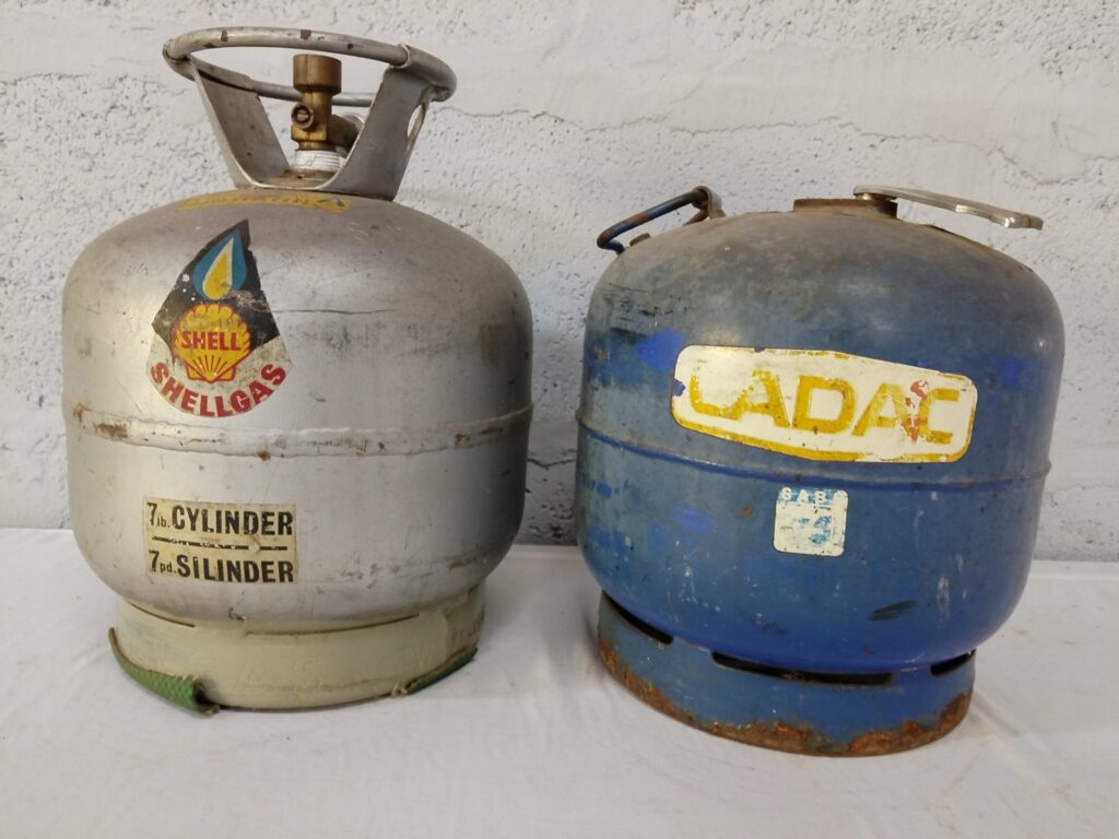 Lot: 2 x Portable 3kg Gas Cylinders (Shell / LADAC stickers) — used, untested, rust to base