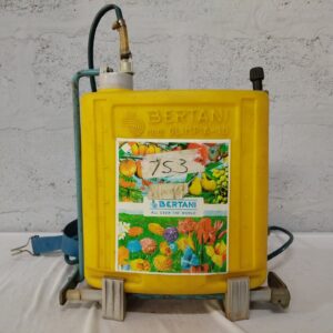 BERTANI Mod. OLIMPIA-10 Yellow Backpack Sprayer – Hose, Pump Knob, Wand & Straps (Not Working)