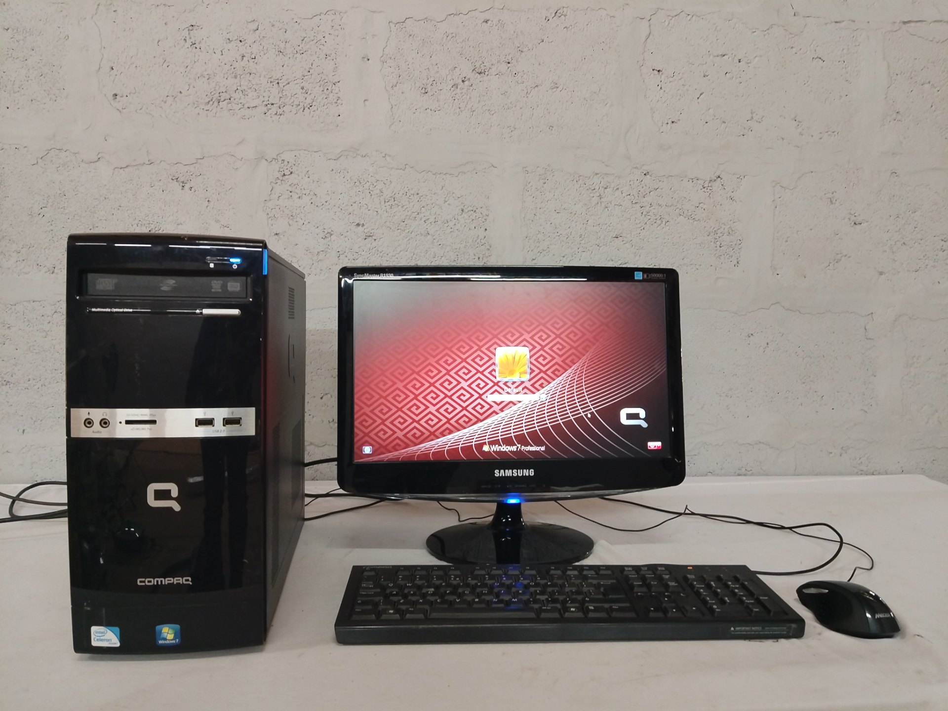Compaq 500B MT desktop PC with Samsung SyncMaster B1930N 19″ monitor, keyboard & mouse – Windows 7 (password set)