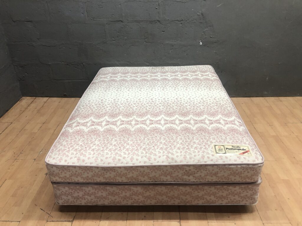 Sealy Posturepedic Mattress with Matching Base – Floral Upholstery, Used