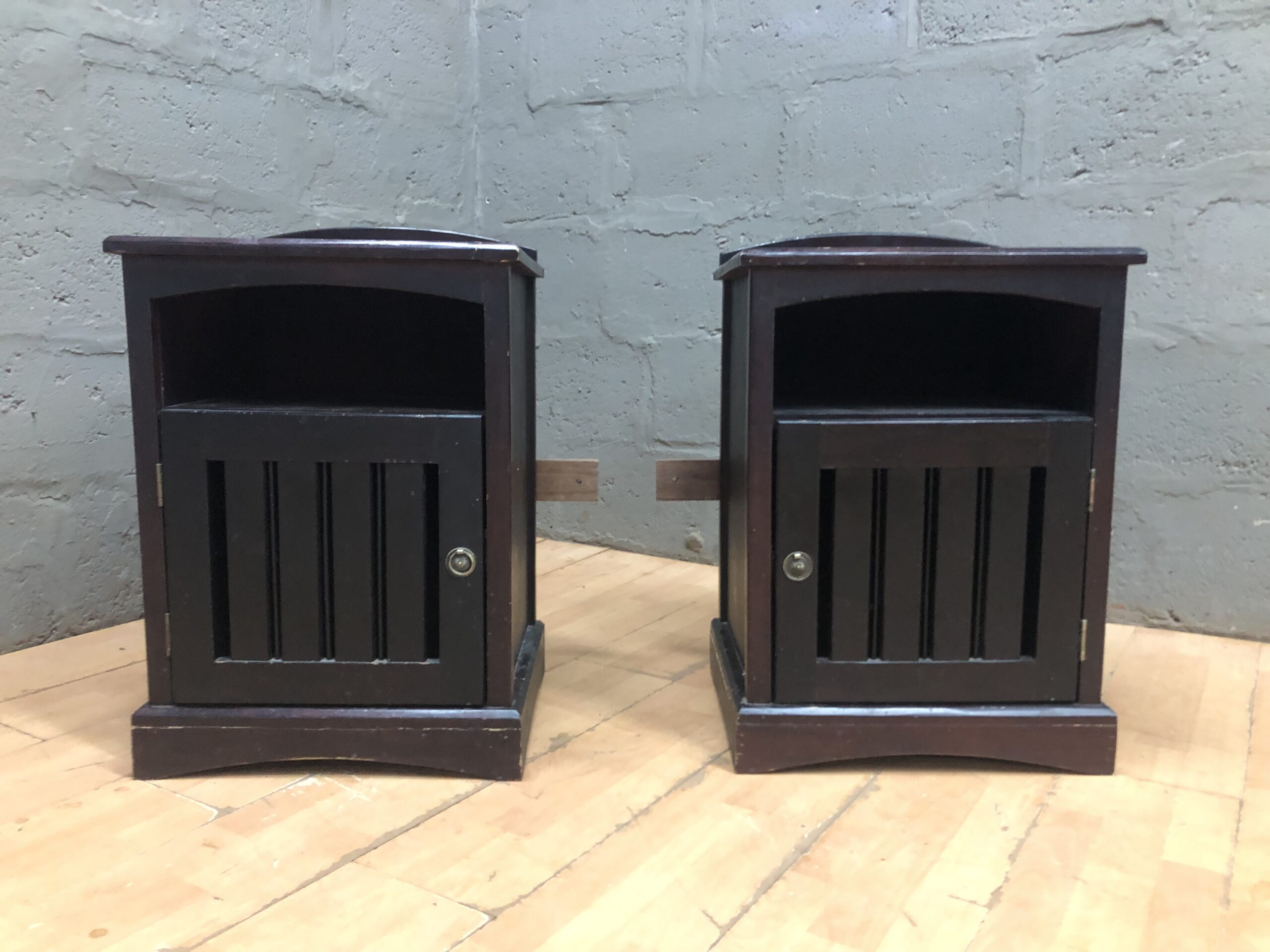 Pair of Small Dark-Brown Bedside Cabinets / Nightstands (Set of 2)