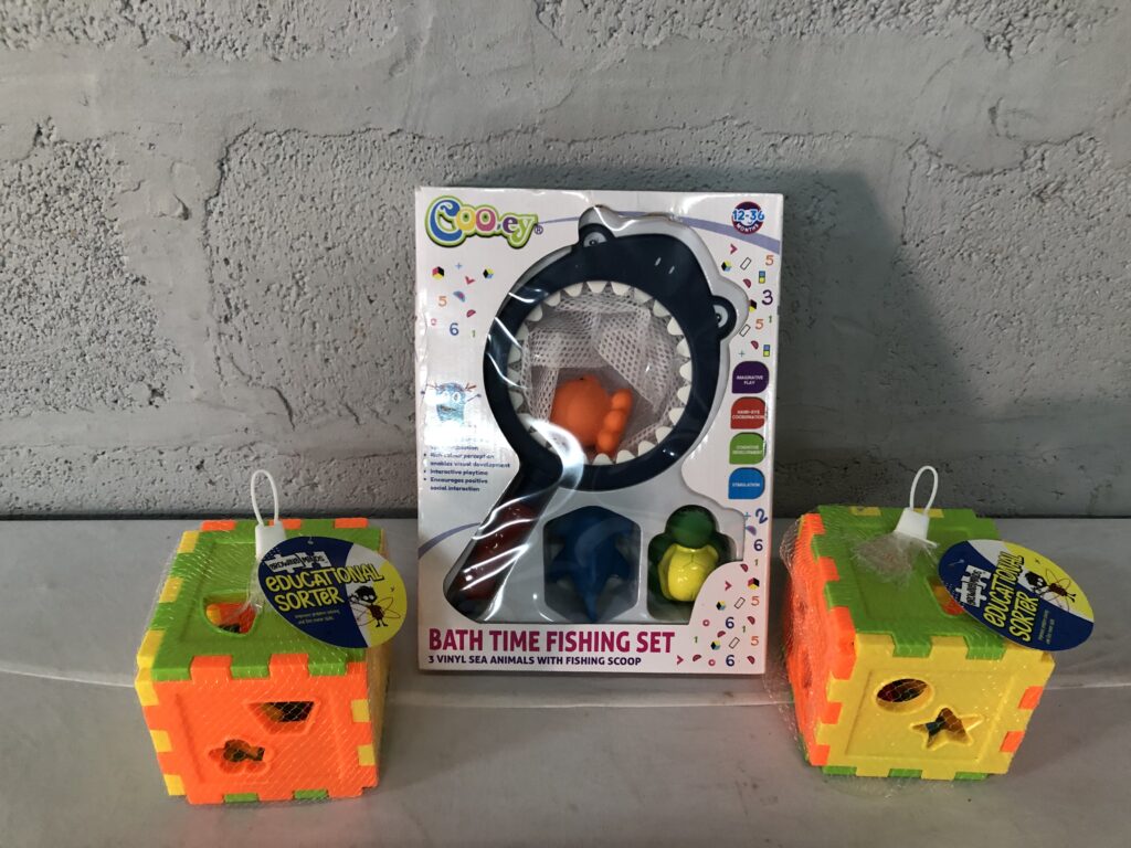 Boxed Bath Time Fishing Set with 2 Educational Sorter Foam Cubes (3pcs)