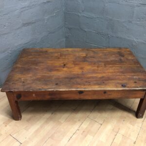 Oregon Pine Coffee Table, 100 x 166 x 58 cm — Used, Surface Wear