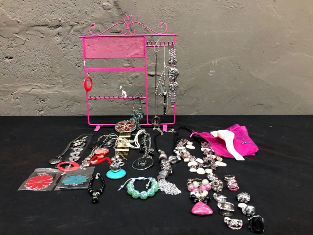 Bulk Costume Jewellery & Accessories Lot with Stand – Assorted Rings, Necklaces, Bracelets, Watch & More