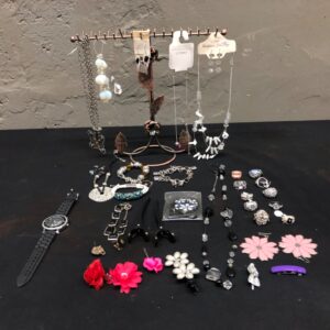Bulk Lot of Costume Jewellery & Accessories – Rings, Necklaces, Bracelets, Earrings, Watch & More
