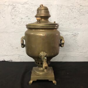 Traditional Brass Samovar – Vintage Tea Urn with Patina, 34cm Tall
