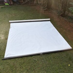 Large Roll-Down Projector Screen with Cassette & Pull Bar