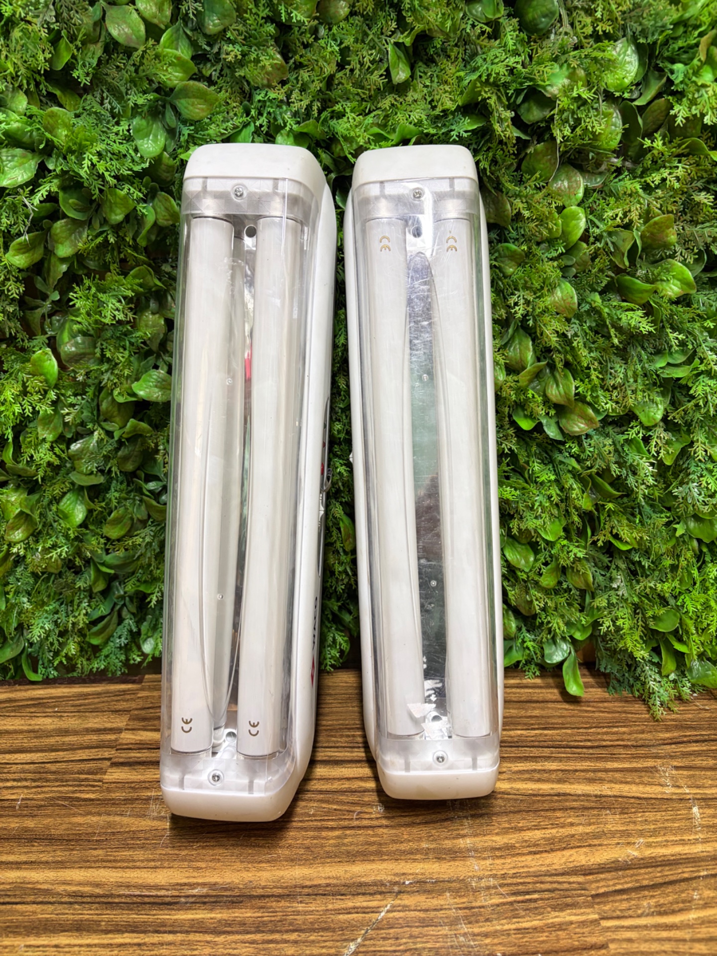 Pair of WACO KN-3320 Rechargeable Emergency Fluorescent Lights – Untested