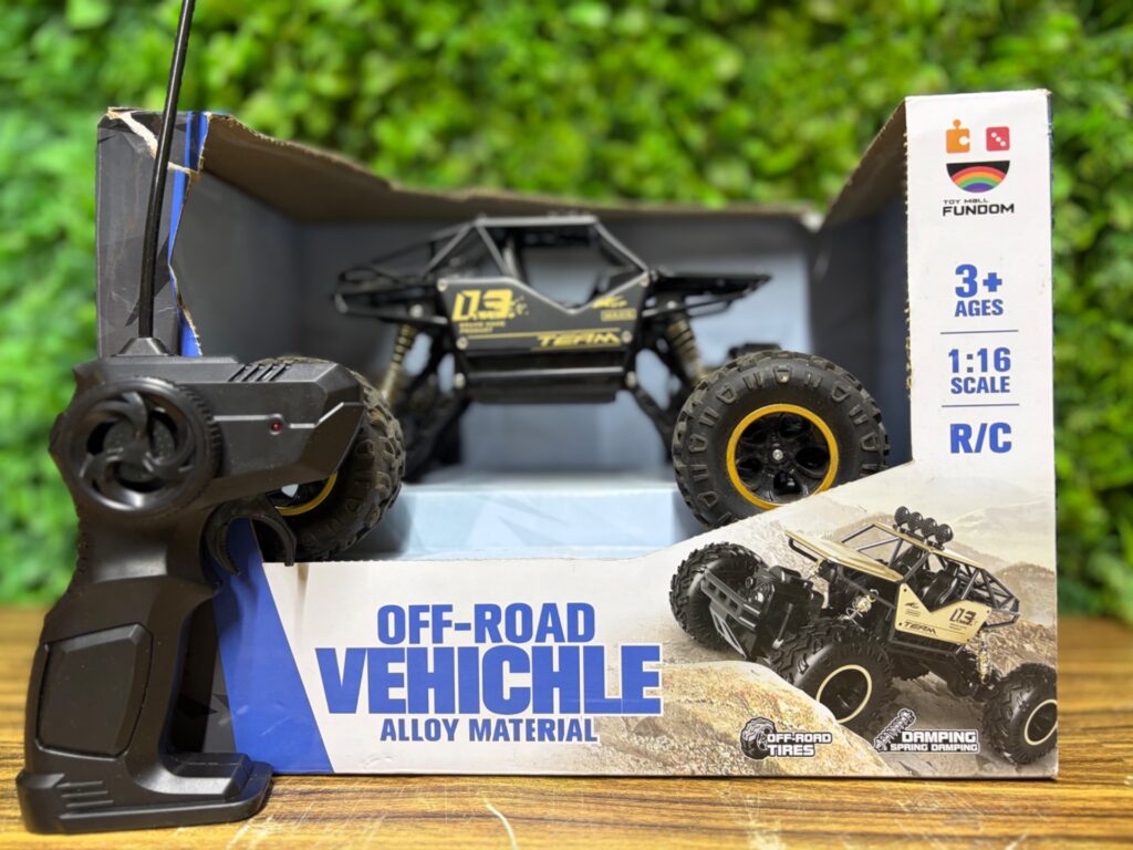 Toy Mall Fundom 1:16 Scale Remote Control Off-Road Vehicle with Controller (Untested, Original Box)