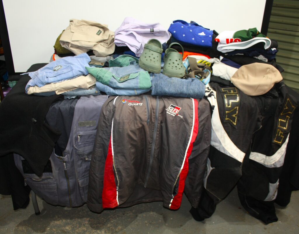 Large Mixed Lot of Secondhand Men’s Clothing — 40–50 Pieces (Seller-Confirmed)