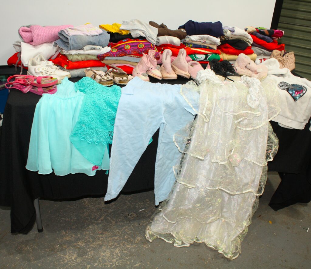 Mixed Lot of Secondhand Children’s Clothing & Shoes — ~20–50 Pieces (Seller-Confirmed)