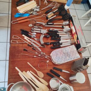 Mixed Used Kitchen Utensils Lot — Approx. 50–70 Pieces (Knives, Spoons, Pots, Strainers)