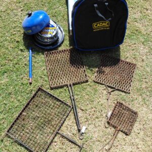 Cadac blue smoker cooker (Rokerkoker) + boxed Cadac skottelbraai — carry bag, manuals, heavy rusty grill plates