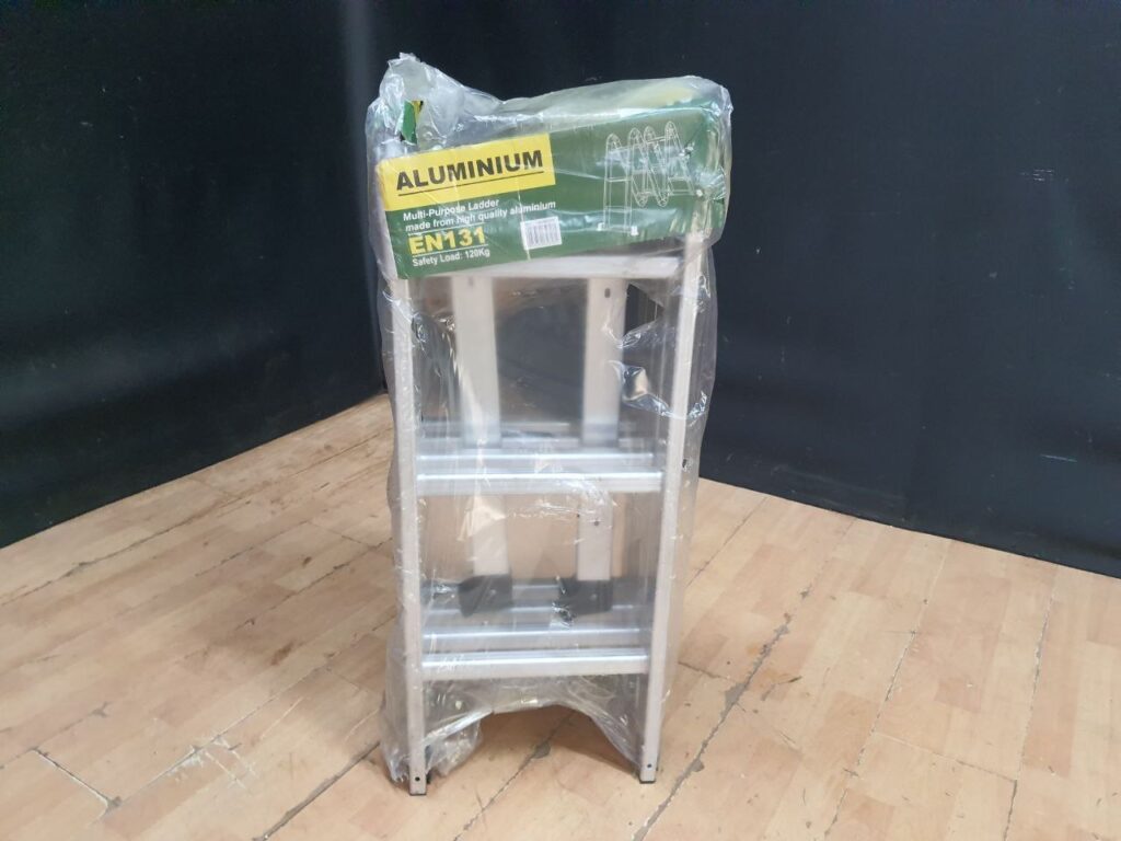 Aluminium Multipurpose Ladder, 4-Section, 12-Rung, EN131, 3.26m – New in Packaging