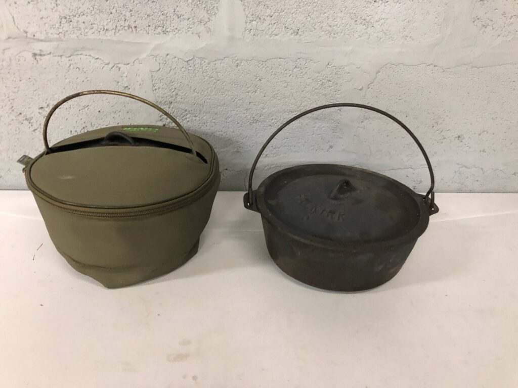 Pair of Cast Iron Camp Pots: Falkirk 6 & Platpotjie 3 with Camp Cover Bag