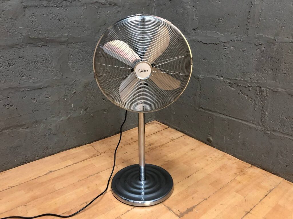 Midea FS40-14BU Electric Pedestal Fan – 50W, 220-240V