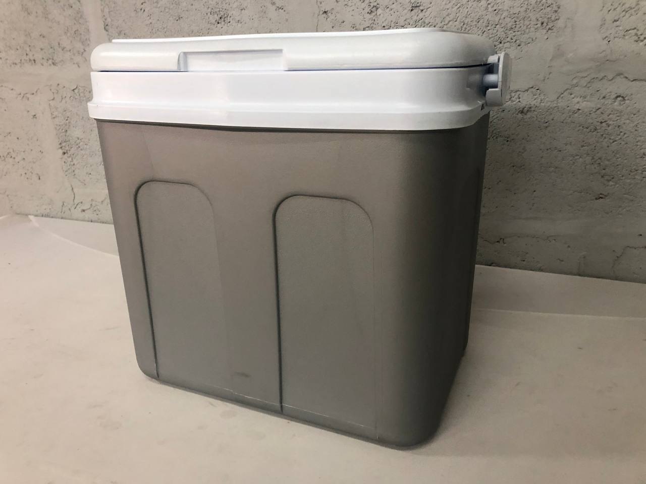 Portable Cooler Box – Good Used Condition, Clean & Intact
