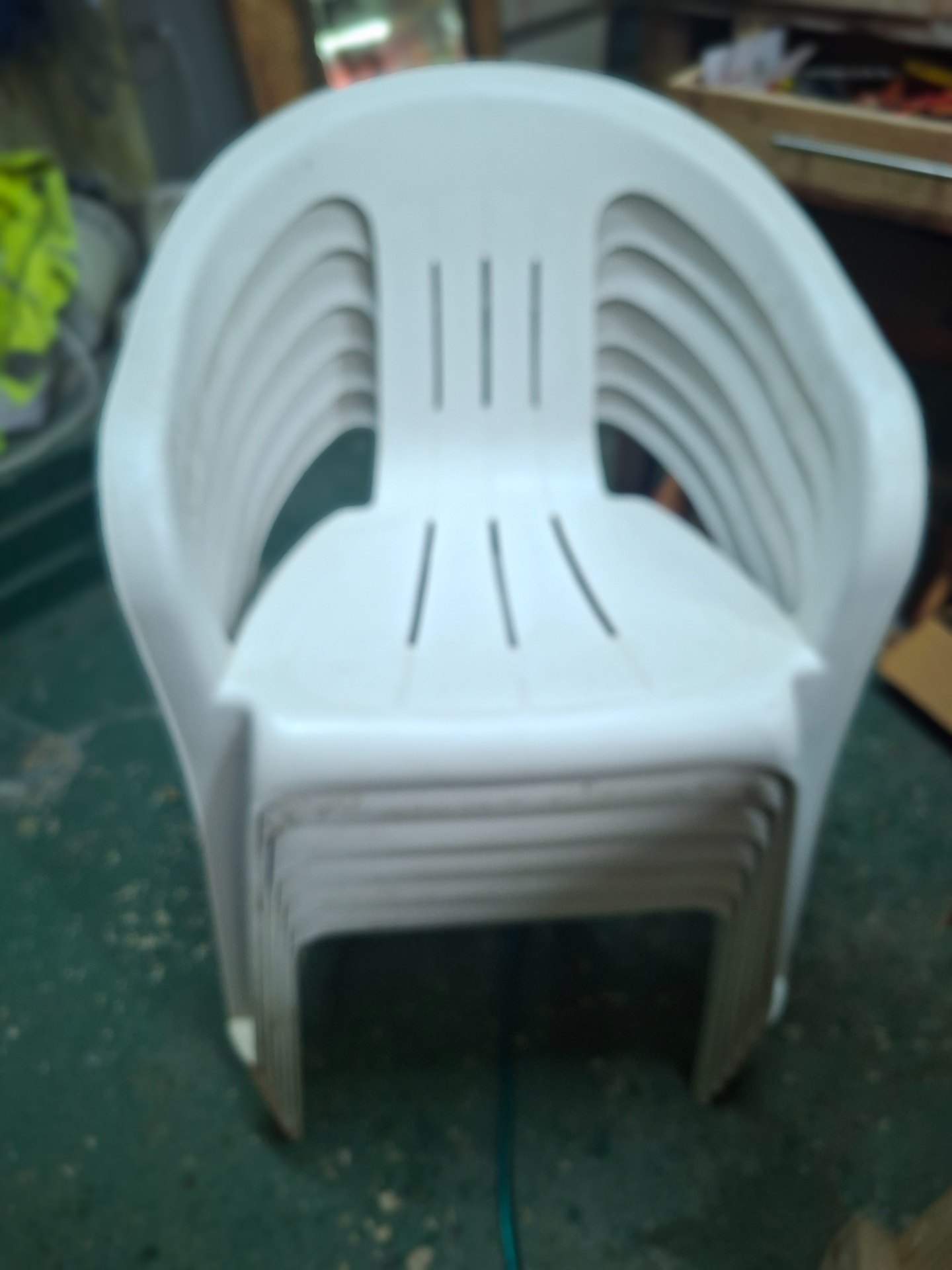 Lot of 6 White Plastic Stackable Garden Chairs – Used, Stackable, Armrests