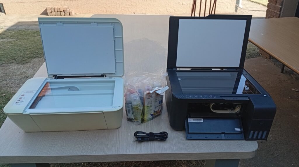 Lot: HP Deskjet Ink Advantage 1515 + Epson L3150 multifunction printers with refill inks (worked last time)