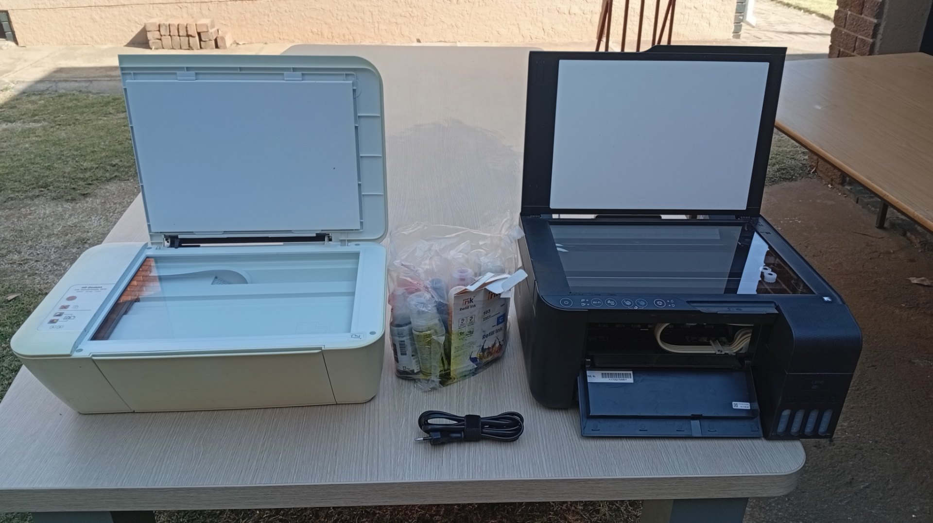 Lot: HP Deskjet Ink Advantage 1515 + Epson L3150 multifunction printers with refill inks (worked last time)