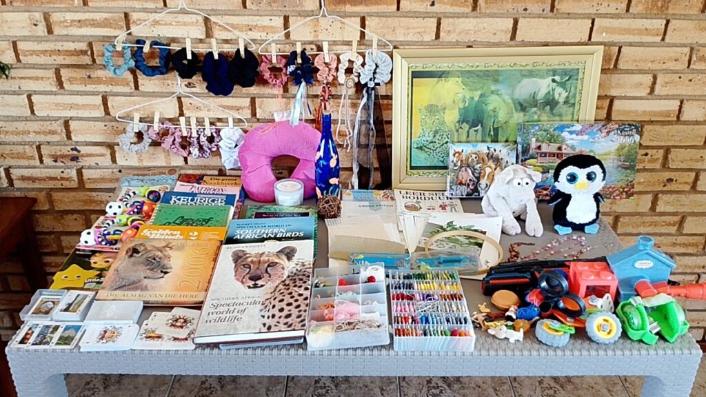 Mixed Lot — Craft & Needlework Supplies, Books, Toys, Jewellery, Puzzles & Cards (60–70 pcs)
