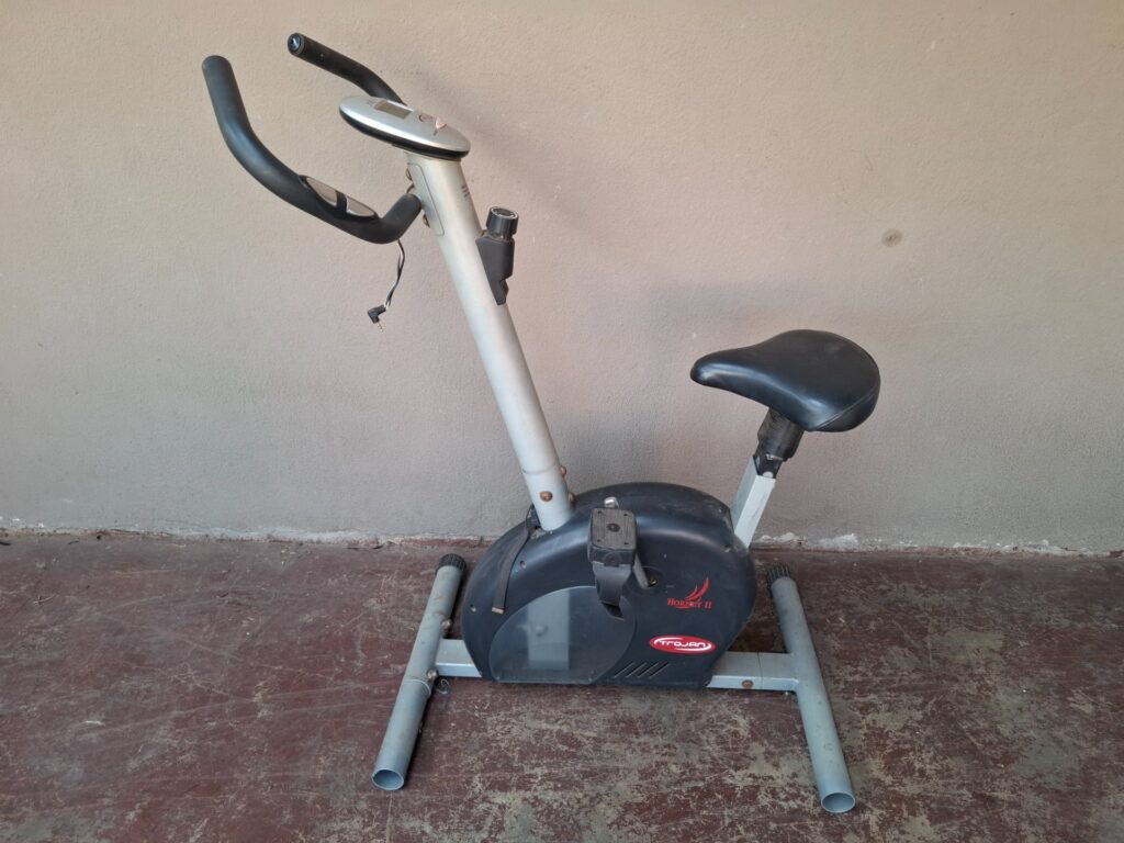 Trojan Hornet II Upright Exercise Bike – Console Powers On, Resistance Works