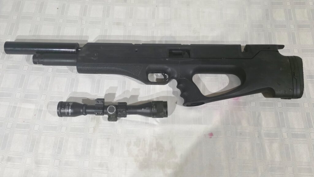 Reximex APEX PCP air rifle .22 / 5.5mm — spares/repairs, cracked synthetic stock, scope included (loose)